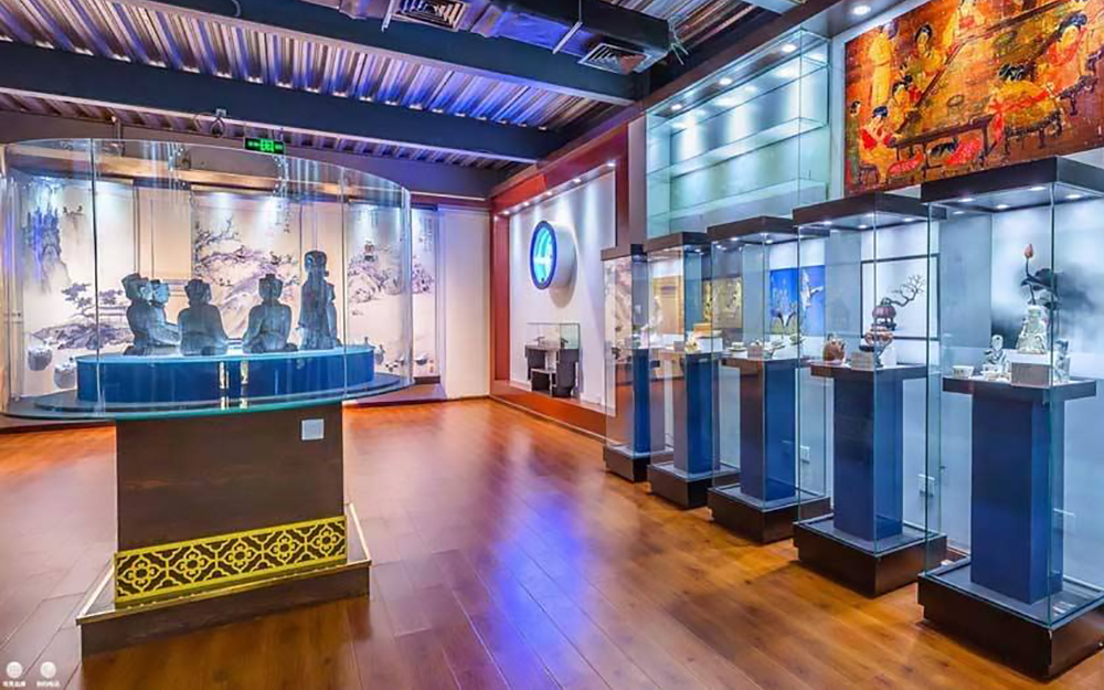 如何利用行為數(shù)據(jù)優(yōu)化博物館線上展廳的交互設(shè)計(jì)？